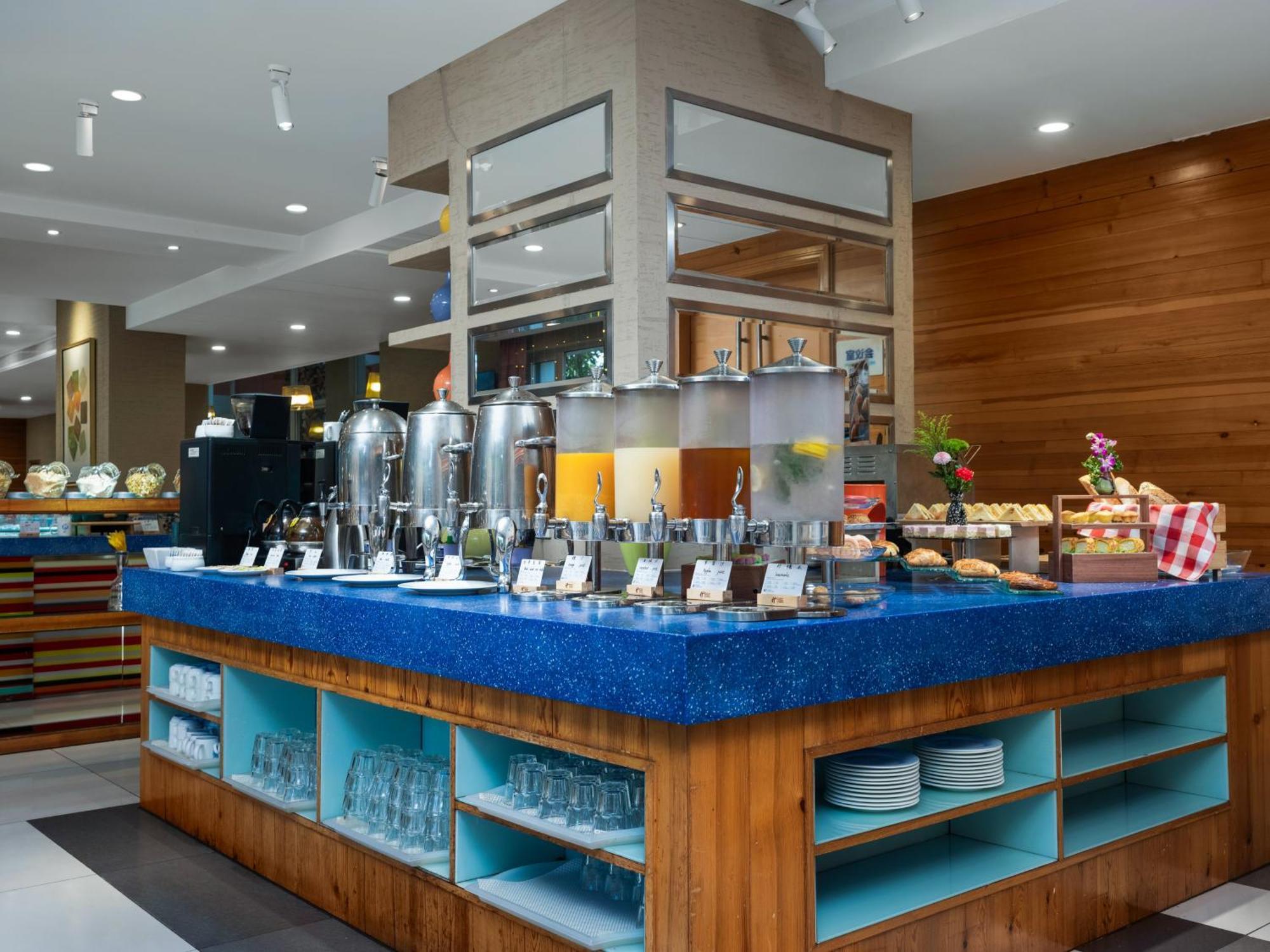 Holiday Inn Express Shangdi Beijing By Ihg L Next To Yuanmingyuan Park & Subway & Qinghe Railway Station & Beijing Sport University L Taxi 15 Minutes To Summer Palace & Peking University & Tsinghua University L 20 Minutes To Badaling Great Wall By Ra Exteriér fotografie