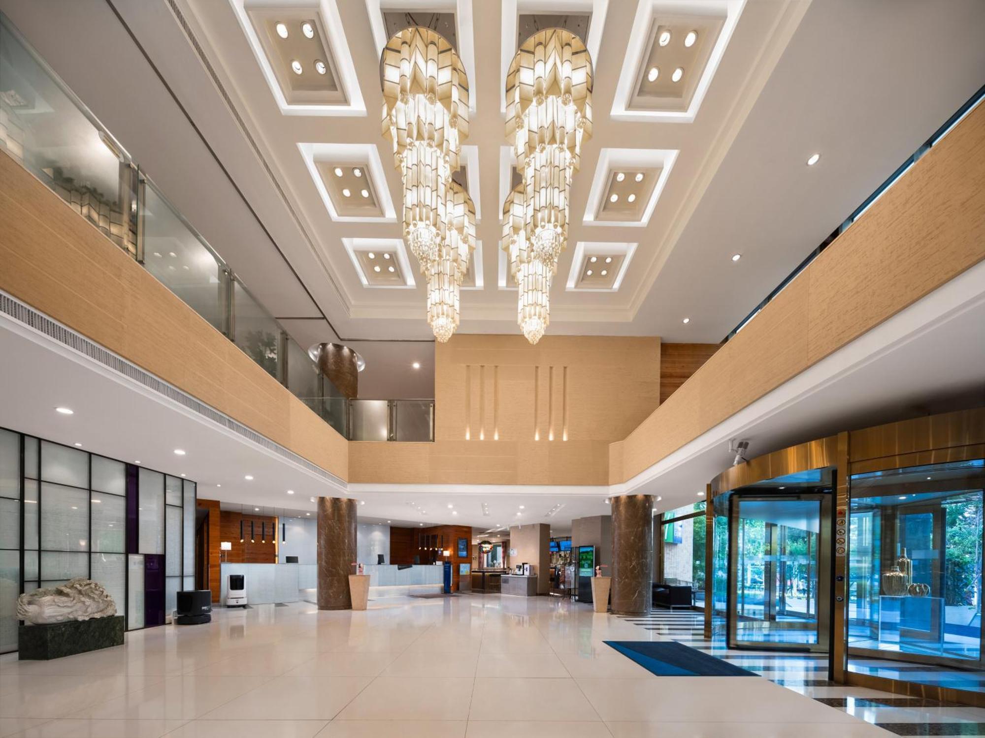 Holiday Inn Express Shangdi Beijing By Ihg L Next To Yuanmingyuan Park & Subway & Qinghe Railway Station & Beijing Sport University L Taxi 15 Minutes To Summer Palace & Peking University & Tsinghua University L 20 Minutes To Badaling Great Wall By Ra Exteriér fotografie