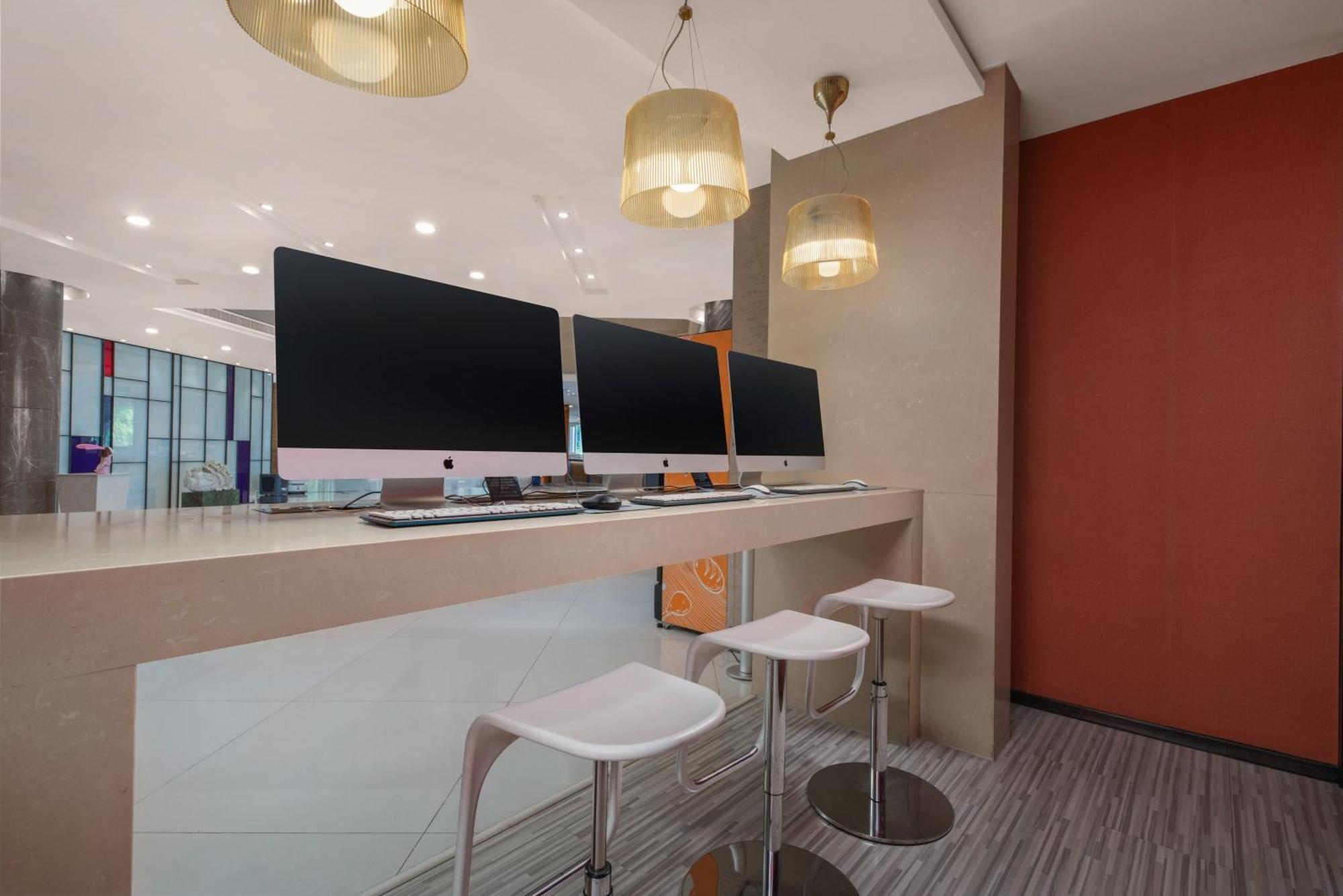 Holiday Inn Express Shangdi Beijing By Ihg L Next To Yuanmingyuan Park & Subway & Qinghe Railway Station & Beijing Sport University L Taxi 15 Minutes To Summer Palace & Peking University & Tsinghua University L 20 Minutes To Badaling Great Wall By Ra Exteriér fotografie