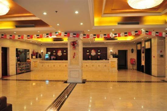 Holiday Inn Express Shangdi Beijing By Ihg L Next To Yuanmingyuan Park & Subway & Qinghe Railway Station & Beijing Sport University L Taxi 15 Minutes To Summer Palace & Peking University & Tsinghua University L 20 Minutes To Badaling Great Wall By Ra Exteriér fotografie